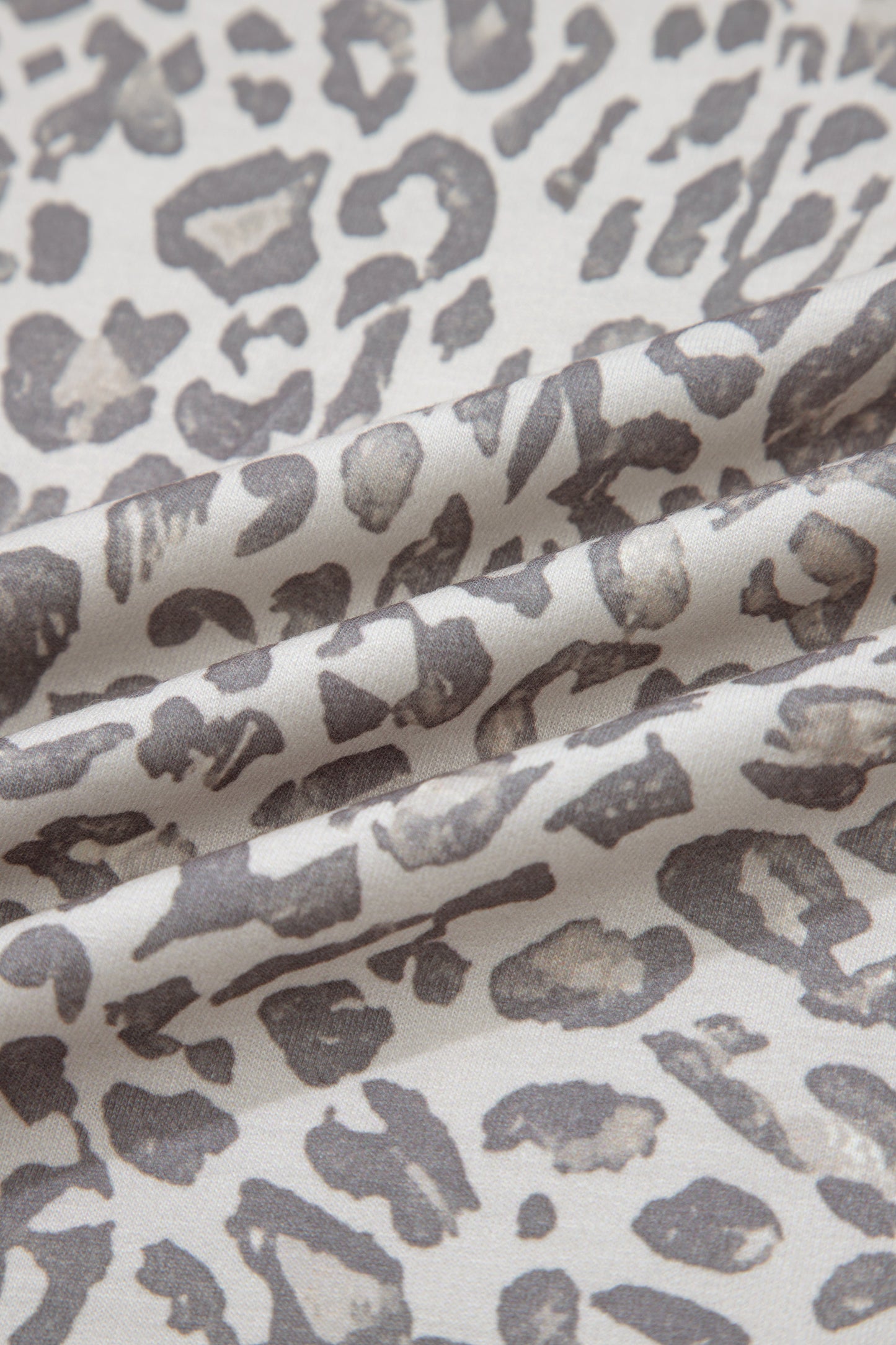 Leopard Print Patchwork Crew Neck Sweatshirt