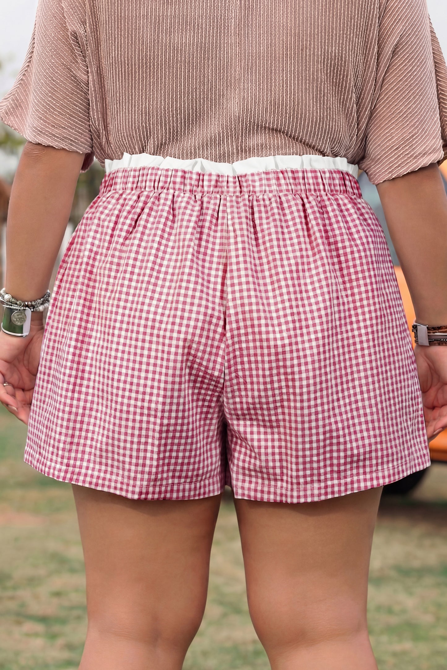 Pink Contrast Trim Plaid Print Plus Size Shorts