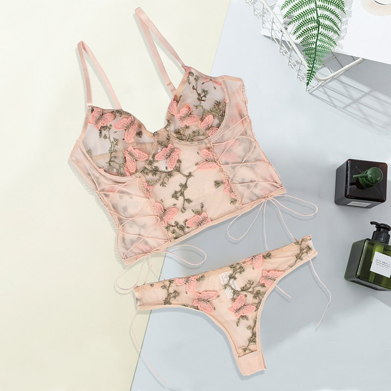 Women's Plus Size Applique Lingerie Set
