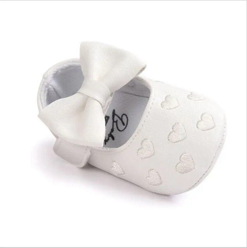 Baby Soft Sole Crib Shoes - Leather Heart Print Hook & Loop (0-18M)