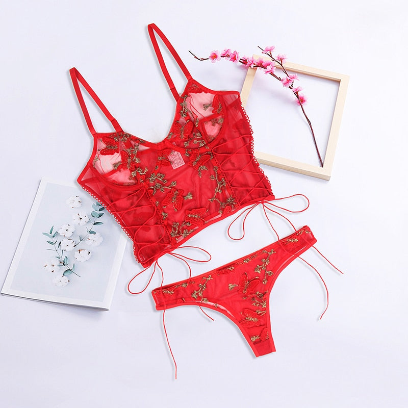 Women's Plus Size Applique Lingerie Set