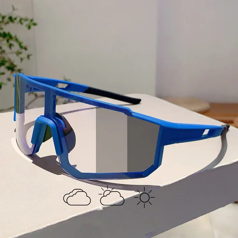Unisex Photochromic Goggle Wrapped Round Sports Futuristic Oversized Anti-UV Cycling Sunglasses