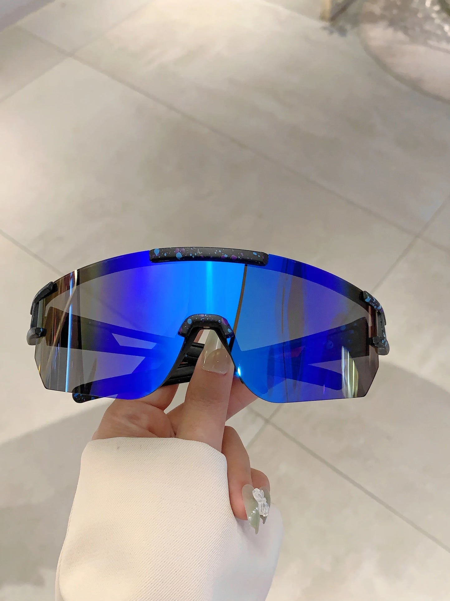 Men's Wrapped Round Mirror Outdoor Cycling Anti-UV Sunglasses