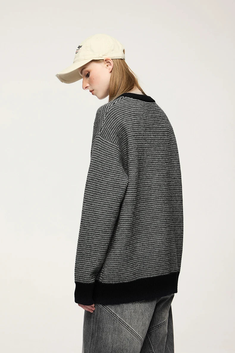 Unisex Letter Print Loose Knit Pullover Sweater