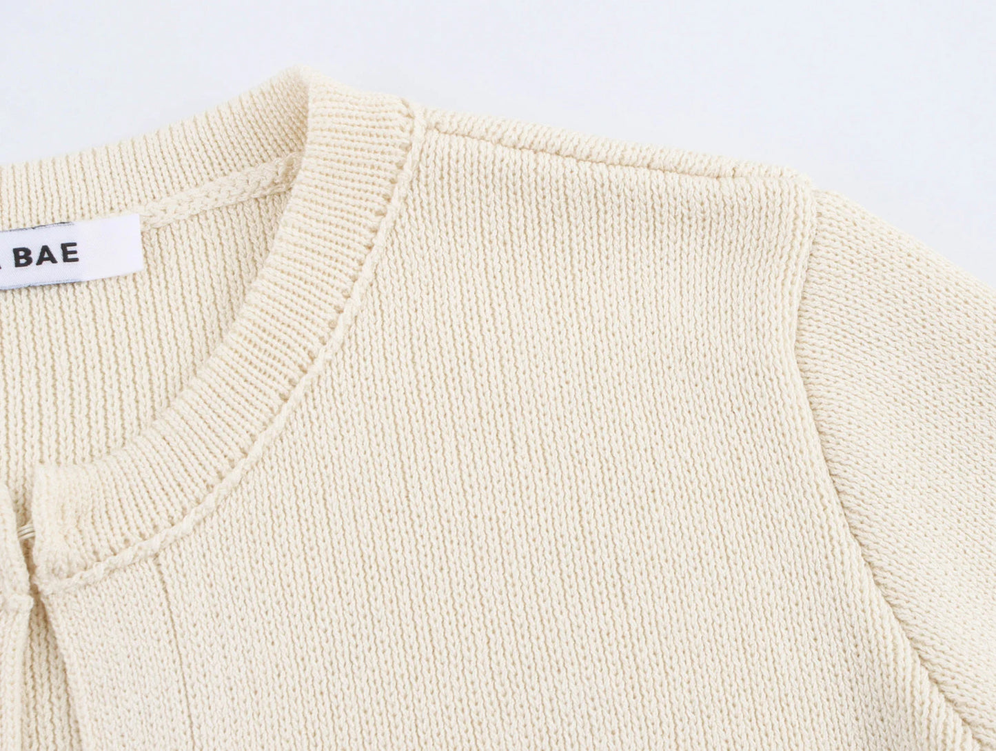 Spring Women's Pocket Decoration Round Neck Long Sleeve Casual Knitted Coat Jacket
