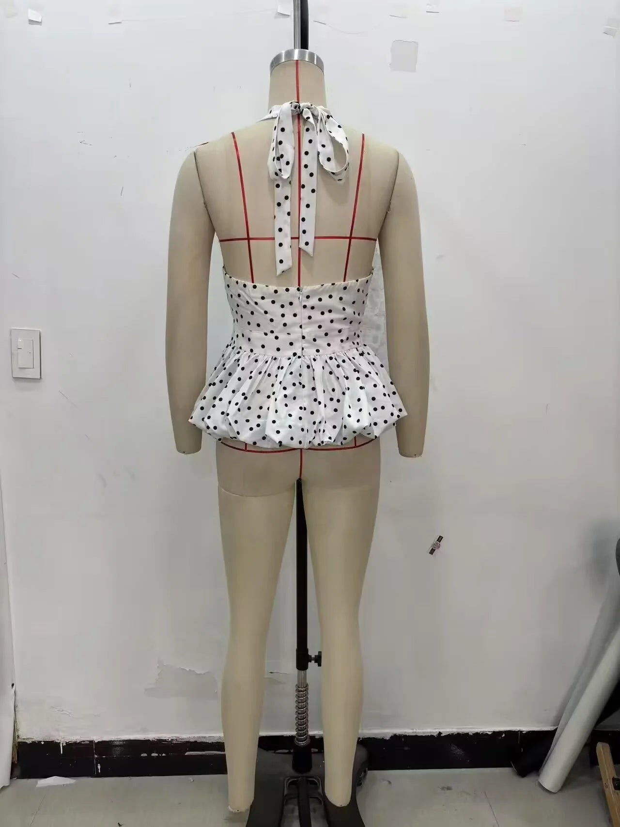 Women's Neck Hanging Design Sleeveless Spring And Summer Short Polka Dot Back Skirt Camisole Vest Top