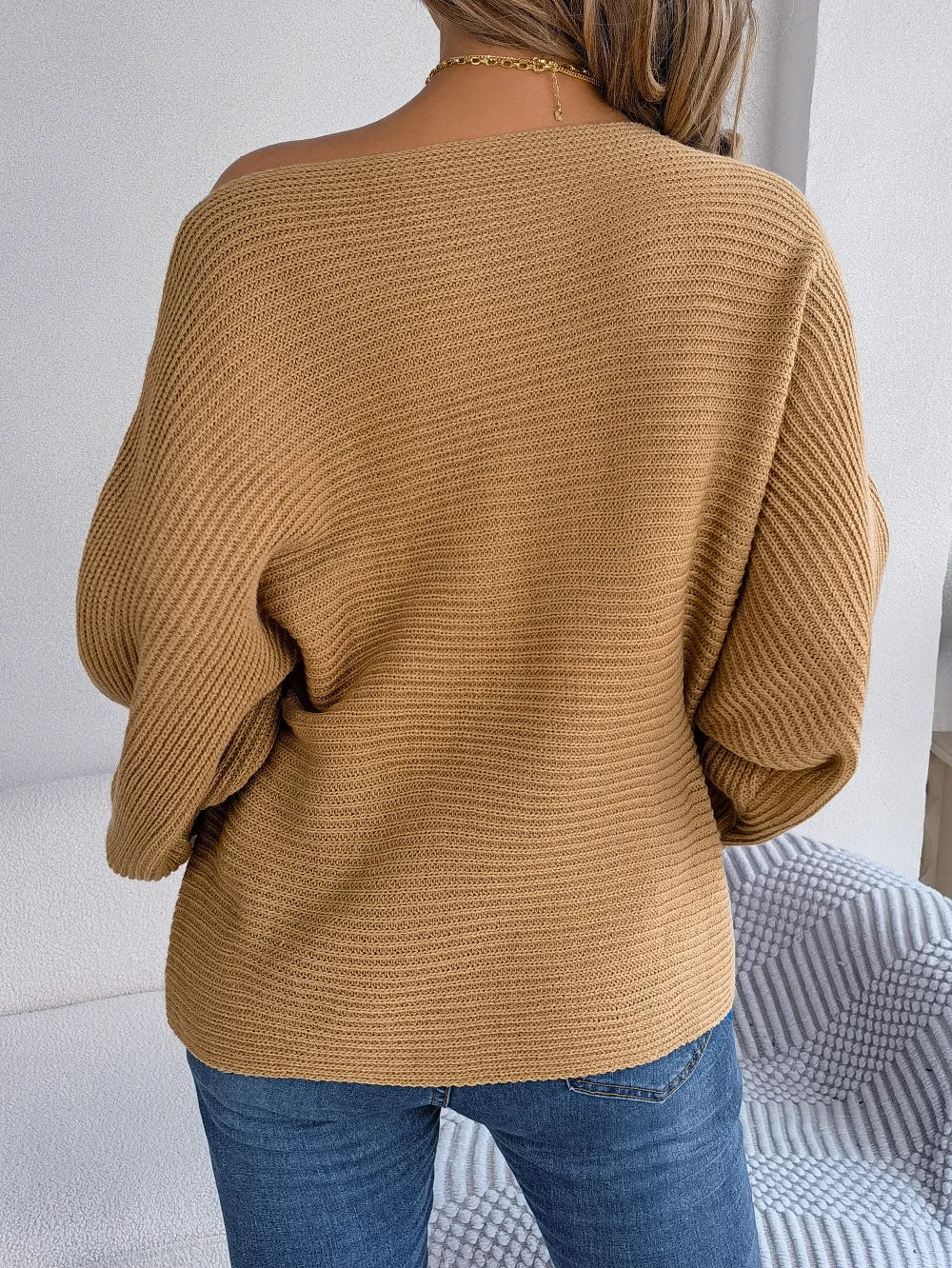 Women's Off the Shoulder Bat Sleeve Jumper - Stylish Winter Sweater