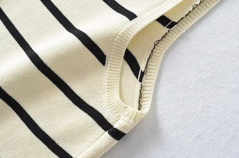 Striped Tank Top - Single Breasted Sleeveless Summer Crop Top