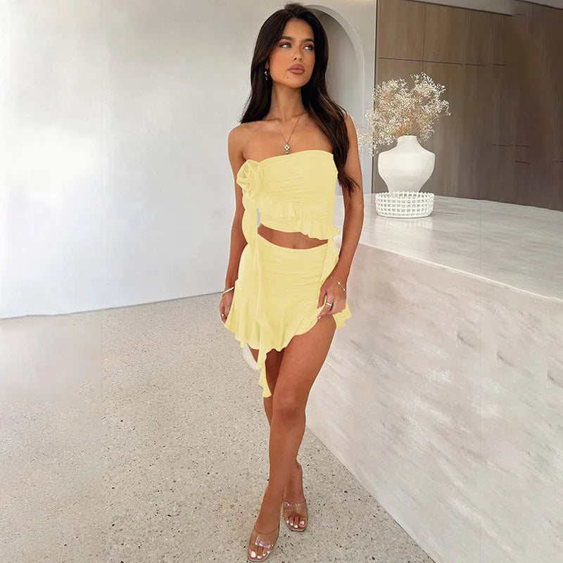 Women's Ruffled Detail Ruched 2 Piece Set Backless Summer Floral Applique Crop Top and Skirt Co-ord Set