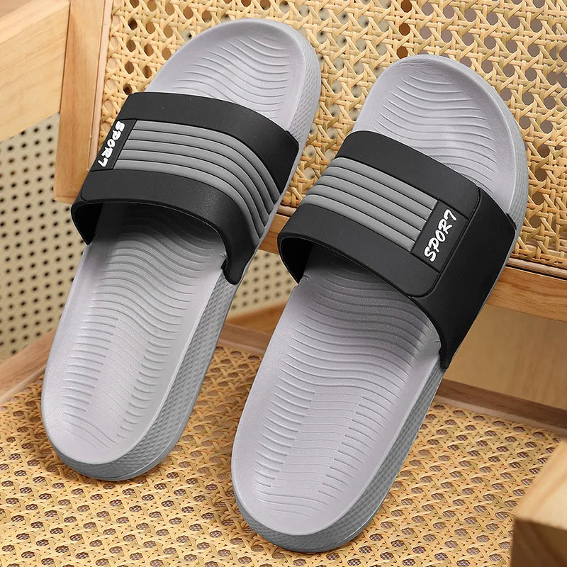 Men's Summer Slippers Sandals Outdoor Clogs Soft Beach Slippers Comfortable Slides