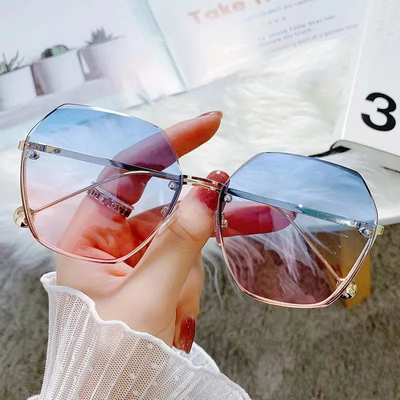 Women's Polygonal Metal Sunglasses - Retro Driving Eyewear