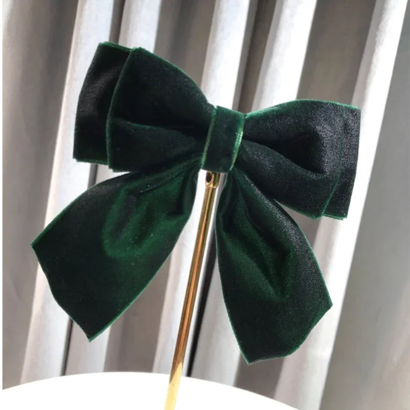 Simple Velvet Bow Tie Brooch - College Style Shirt Collar Pin for Women