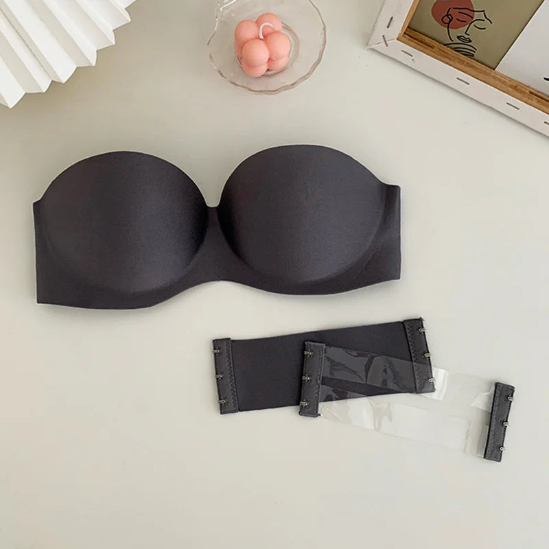 Women's Strapless Bras Wireless Bralette Soft Underwear Seamless Bras Invisible Bra With 2pcs Straps