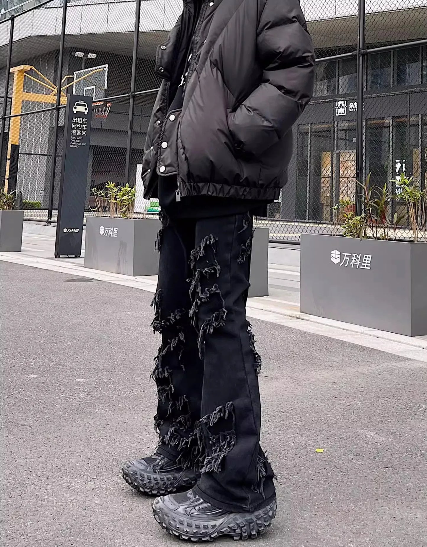 Men's Damage ripped Gothic flare pants skinny Jeans