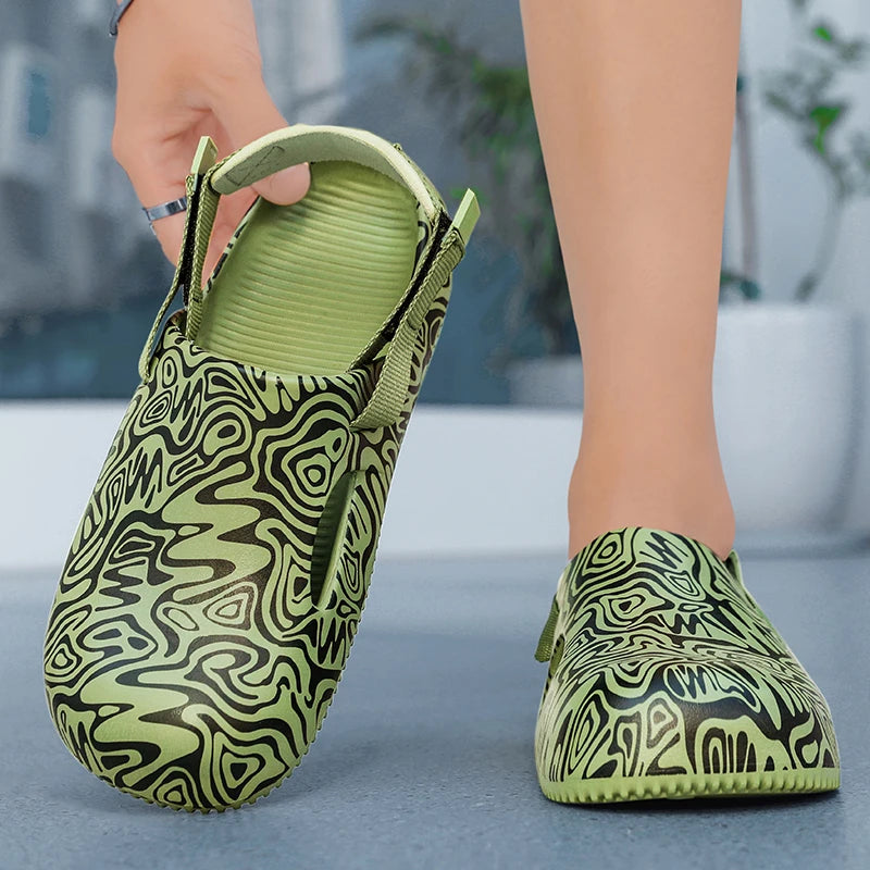 Men's Summer Slippers Outdoor Sandals Design Clogs Beach Slippers Flip Flop Casual Slides