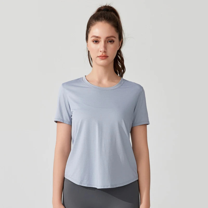 Women's Loose Fit Yoga T-Shirt - Quick Dry Athletic Top for Running & Gym