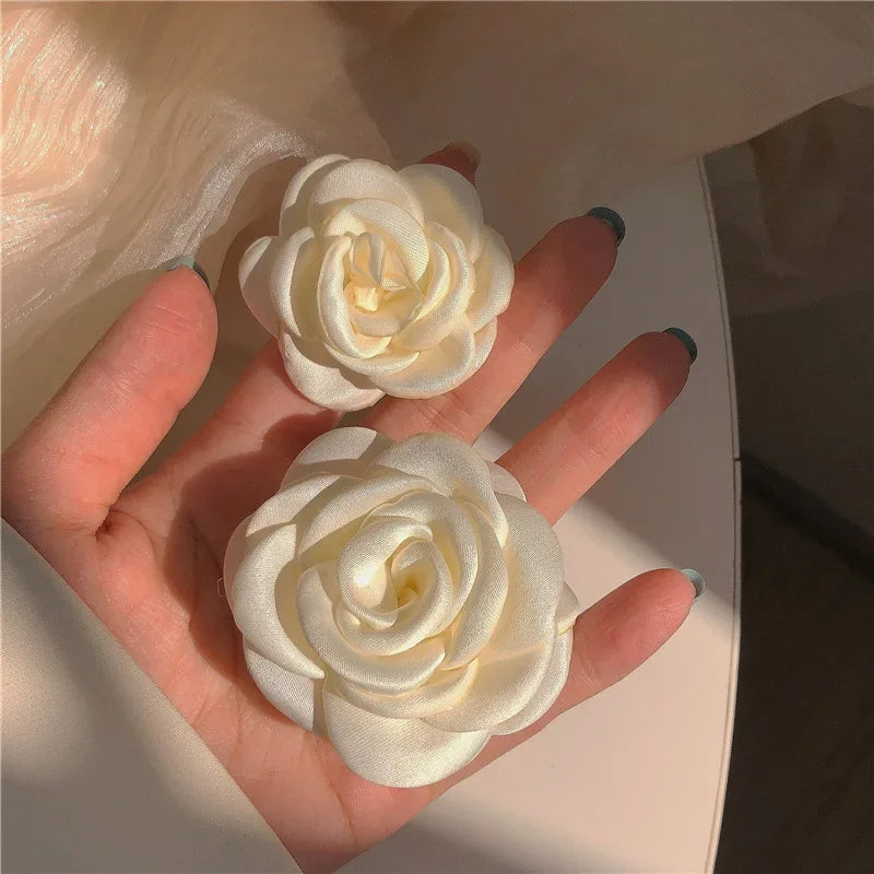 Premium Fabric Camellia Flower Brooch - Elegant Lapel Pin for Women
