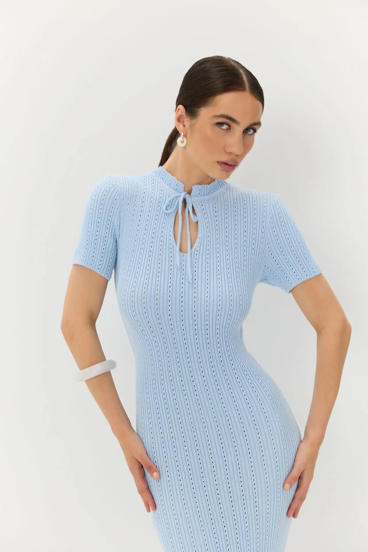 Women's Knitted Short Sleeve Maxi Dress - Casual Solid Sweater Bodycon Style