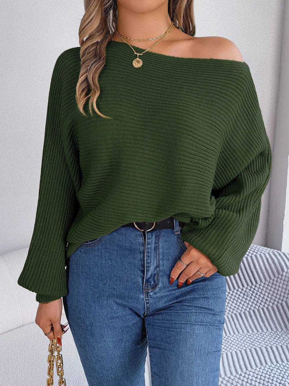 Women's Off the Shoulder Bat Sleeve Jumper - Stylish Winter Sweater