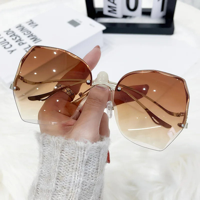 Large Frame Gradient Sunglasses - Frameless Metal Polygonal UV400 for Women