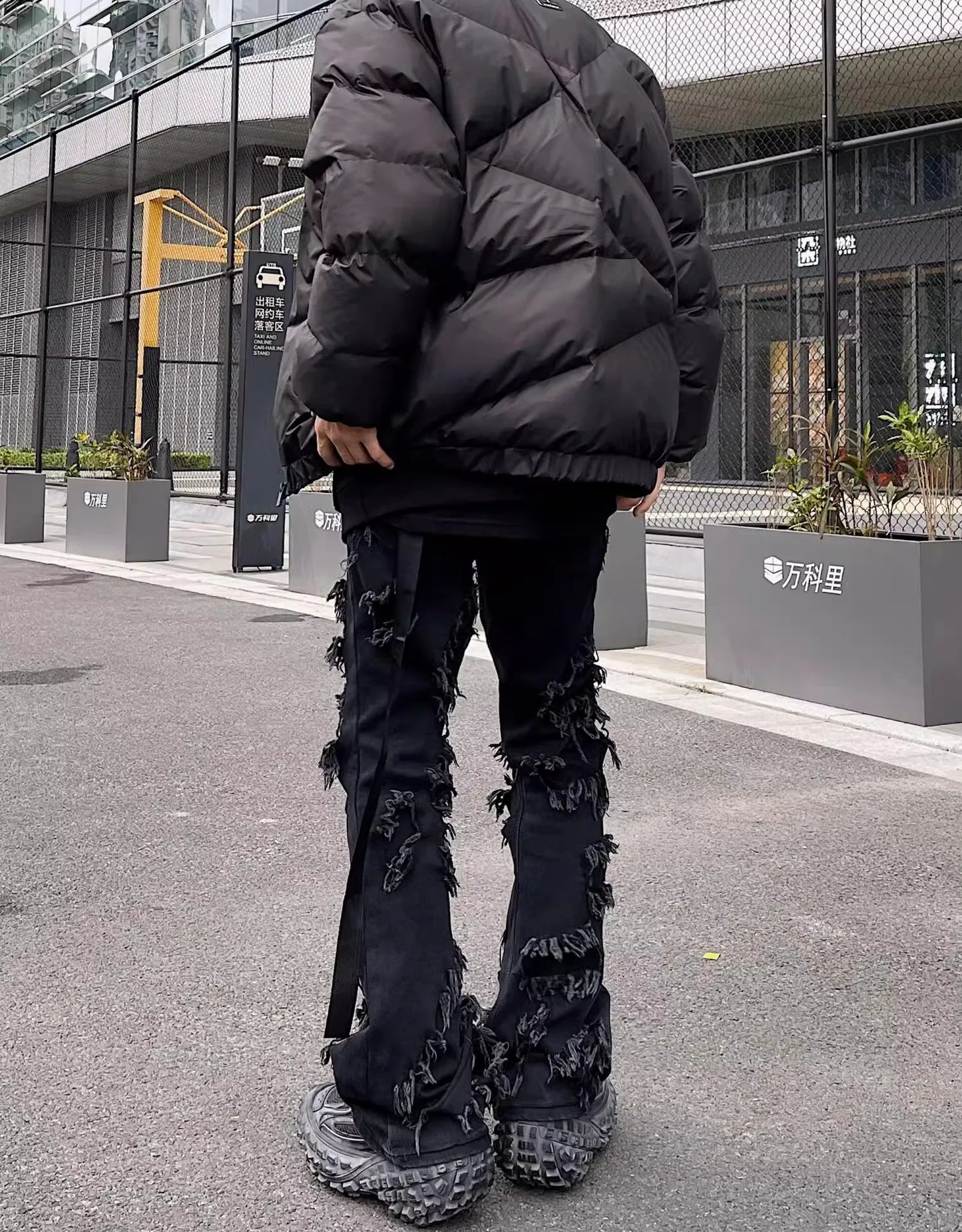 Men's Damage ripped Gothic flare pants skinny Jeans