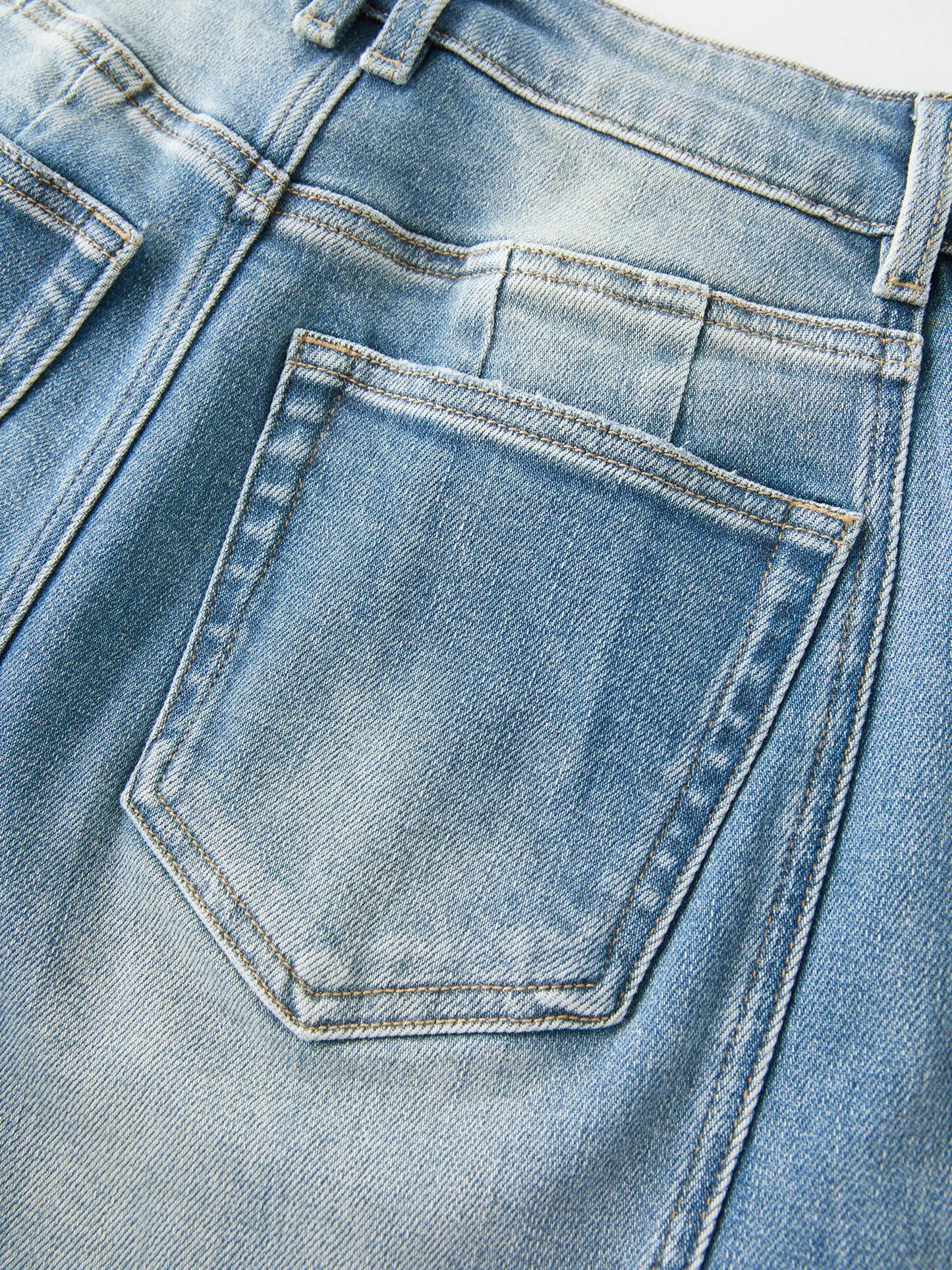 Plus Size Retro Washed Blue Straight Jeans - High Waist Wide Leg Design