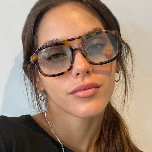 Women's Retro Square Sunglasses - Large Frame UV400 Protection Eyewear
