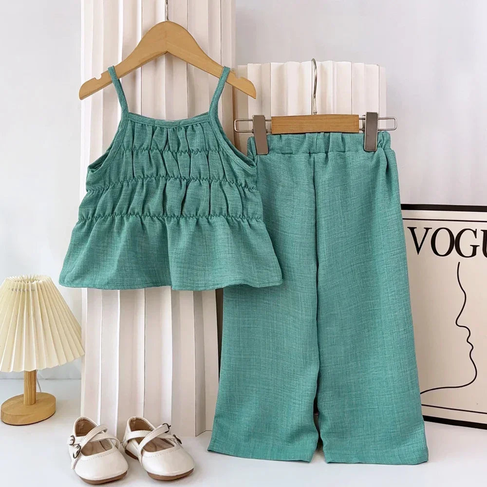Girl's 3-7 Years Old Pleated Camisole and Wide Leg Pants Outfit