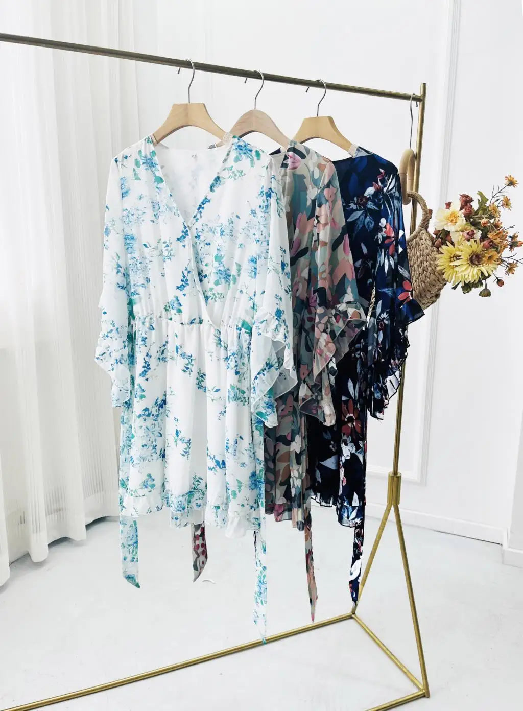 Women's Autumn Winter Half Sleeve Flower Print Elegant V-neck Casual A-Line Knee-Length High Waist Dress