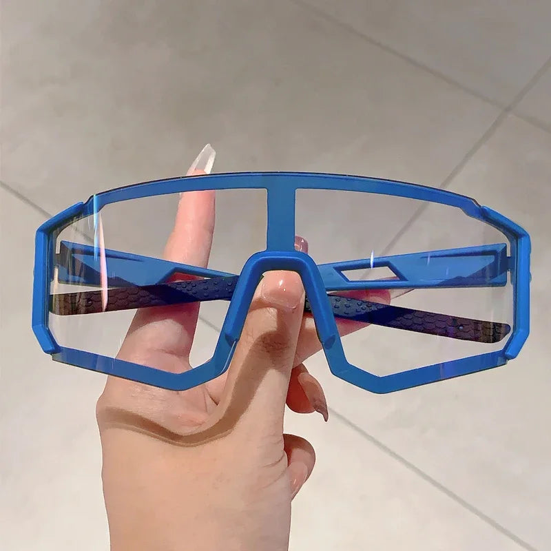 Unisex Photochromic Goggle Wrapped Round Sports Futuristic Oversized Anti-UV Cycling Sunglasses