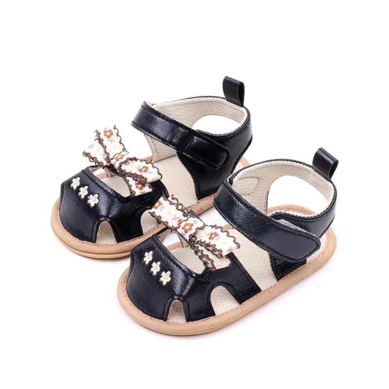 0-18M Baby Girls Bows Sandals Shoes Floral Embroidered Hollowed out Summer Soft Sole Flats Walking Shoes