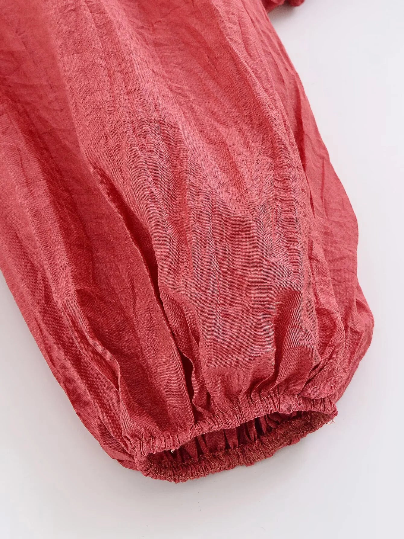 Women's Wrinkle Effect Long Sleeved Short Top Half Skirt Set