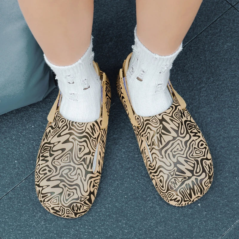 Men's Summer Slippers Outdoor Sandals Design Clogs Beach Slippers Flip Flop Casual Slides