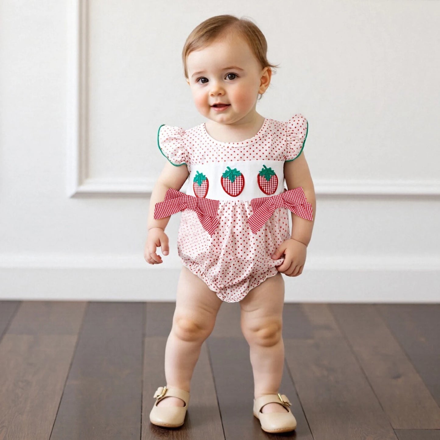 0-18M Baby Girls Romper for Summer Strawberry Embroidery Dot Print Crew Neck Ruffled Flying Sleeve Babygrow Jumpsuit