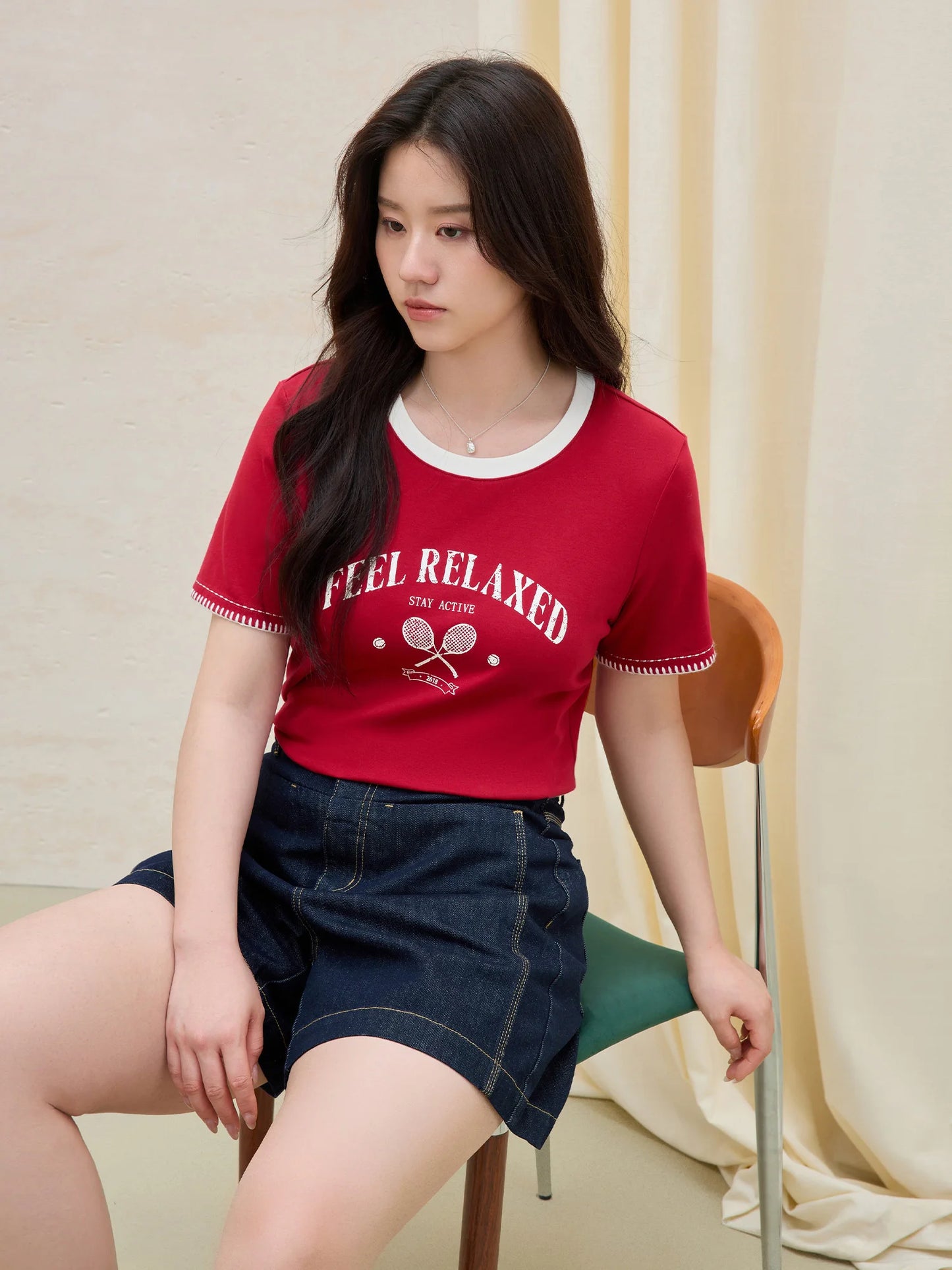 Women's Vintage Contrast-Stitch Round Neck Tee - Relaxed Fit Cotton Blend Summer Top