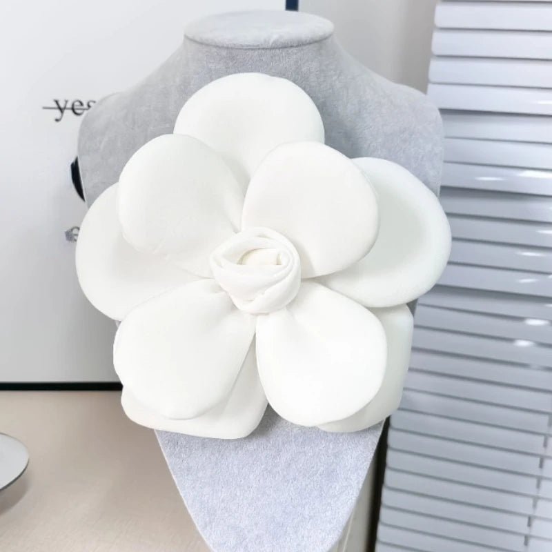 Handmade Camellia Flower Brooches - Elegant Fashion Corsage Bag Dress Badge Wedding Party Lapel Pins for Women Accessories