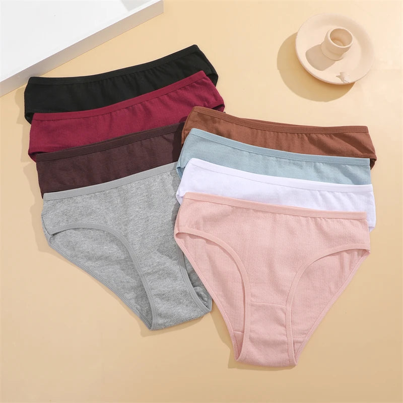 3-Pack Cotton Low-Waist Briefs for Women - Comfortable Breathable Underwear