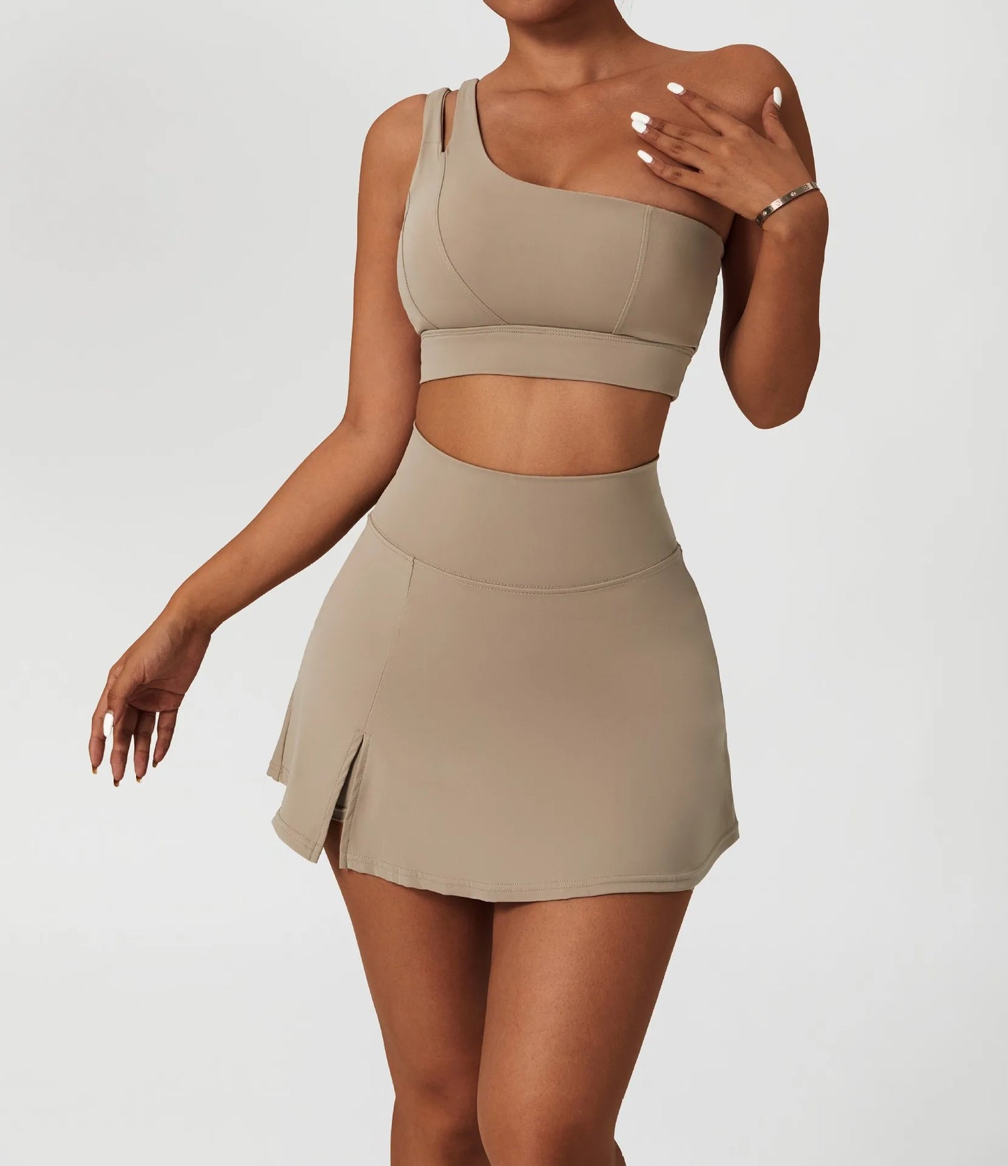 Women’s 2pc Sports Skirt Suit Outdoor Leisure Single Shoulder Bra Suit Quick Drying Tennis Set Yoga workout Skirt Set