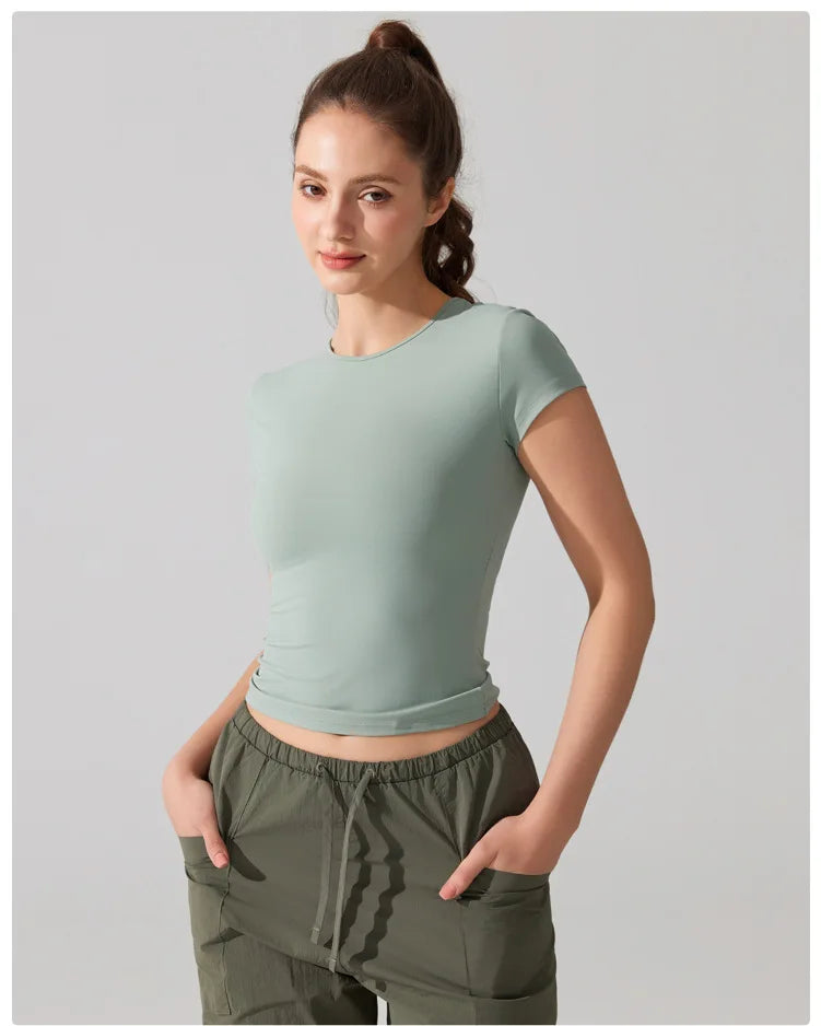 Women's Summer Short Sleeve Yoga T-Shirt Solid Color Slim Fit Gym Running Top Round Neckline Breathable Quick Dry Fitness Sportswear