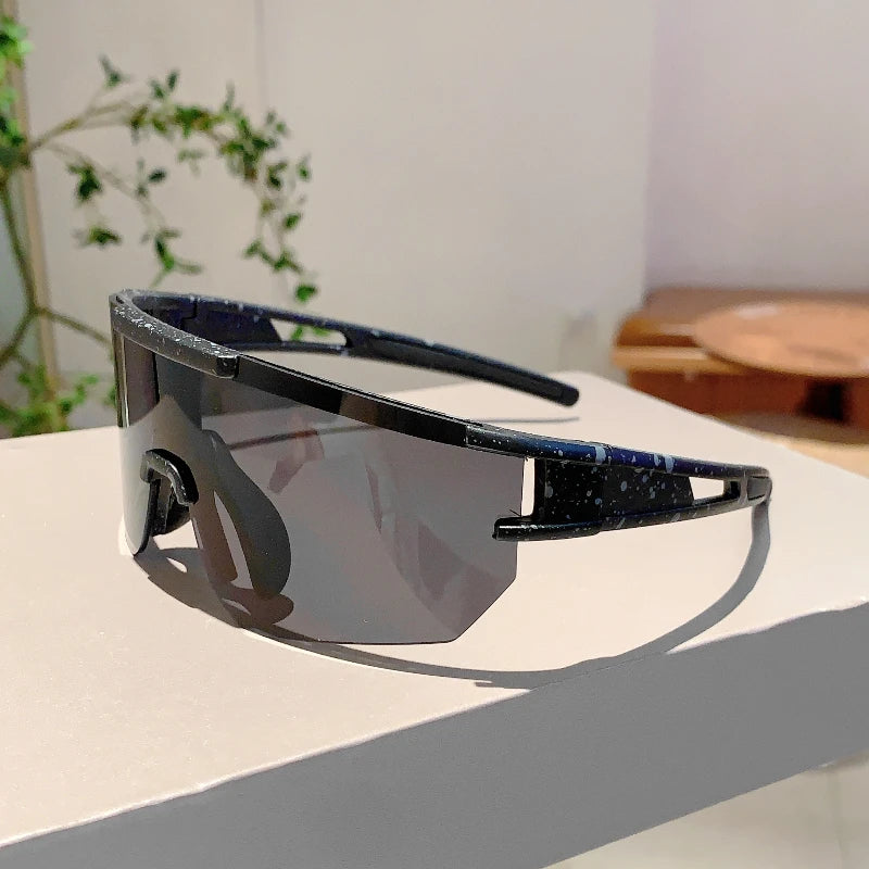 Men's Wrapped Round Mirror Outdoor Cycling Anti-UV Sunglasses