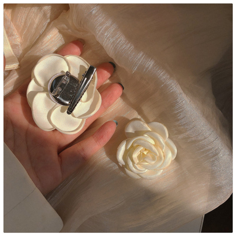 Premium Fabric Camellia Flower Brooch - Elegant Lapel Pin for Women