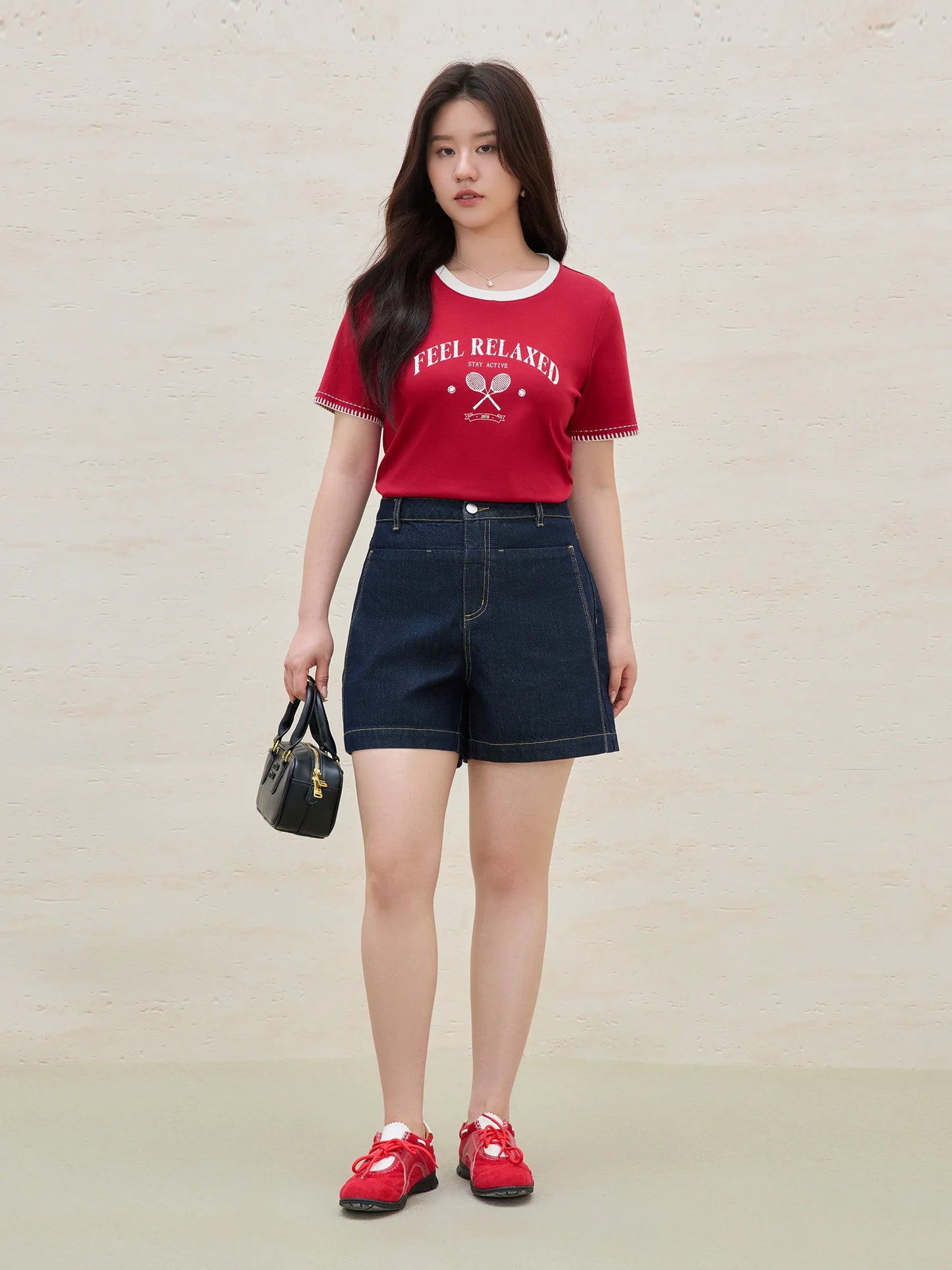 Women's Vintage Contrast-Stitch Round Neck Tee - Relaxed Fit Cotton Blend Summer Top