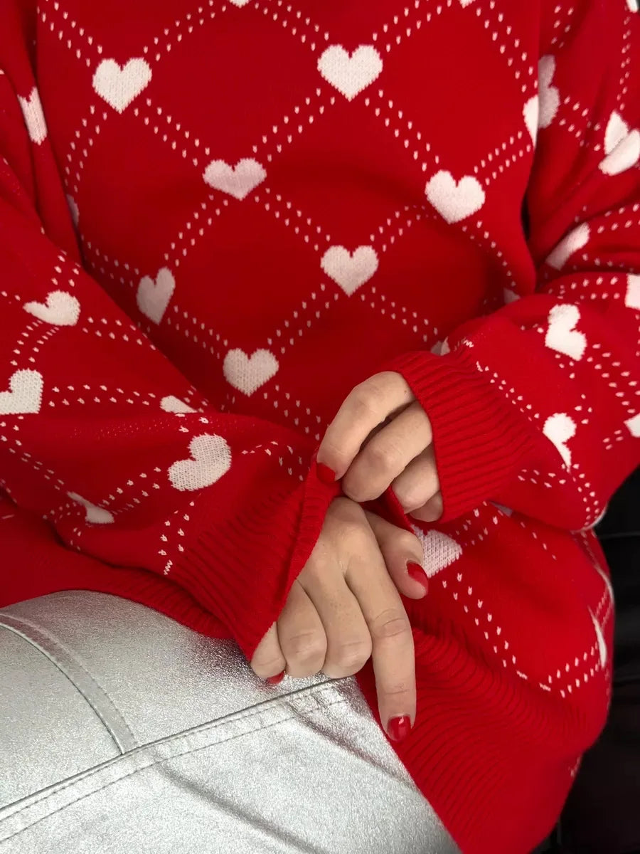 Women's Love Heart Printed Round-neck Pullover Sweater