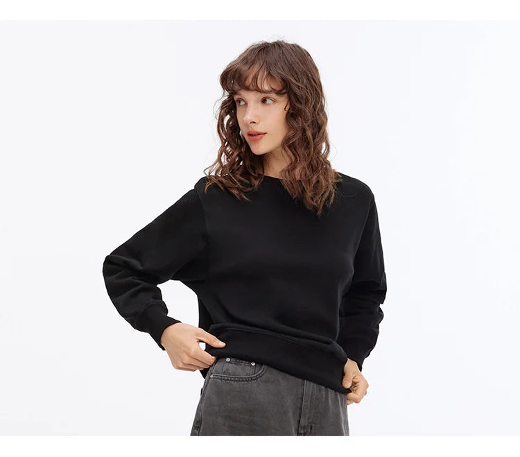 Women's Basic Round Neck Sweatshirt - Loose Fit Minimalist Pullover