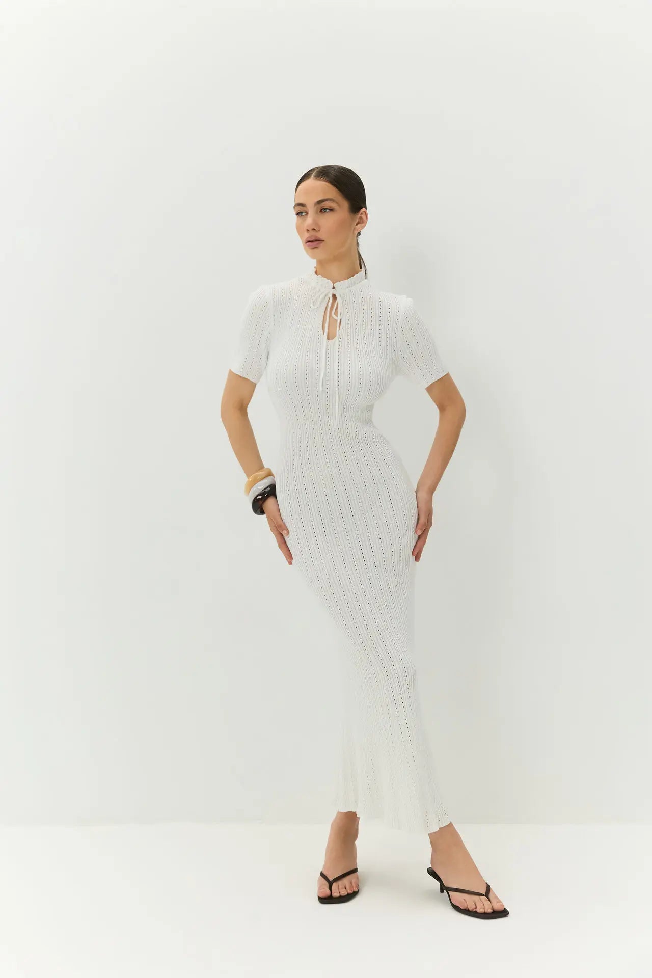 Women's Knitted Short Sleeve Maxi Dress - Casual Solid Sweater Bodycon Style