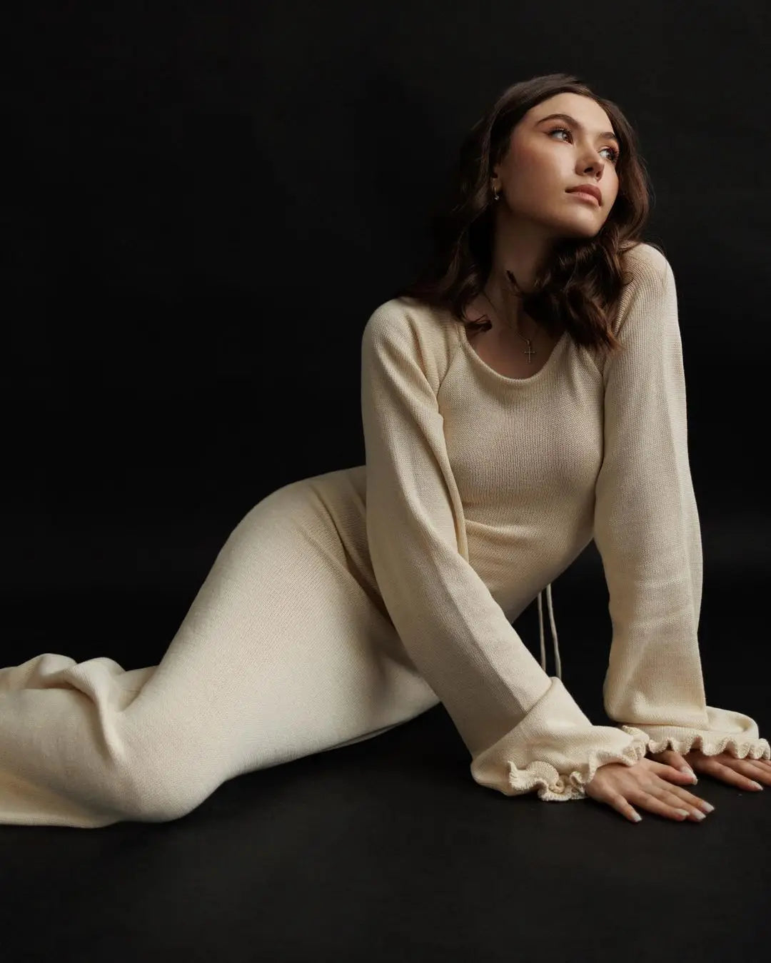 Women's Knitted Sweater Maxi Dress - Flare Sleeve Backless Dress