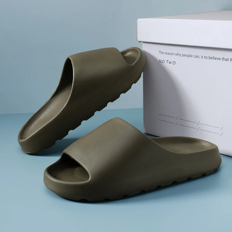 Men's Summer Slippers Beach Sandals Light Soft Comfortable Non-slip Casual Slides
