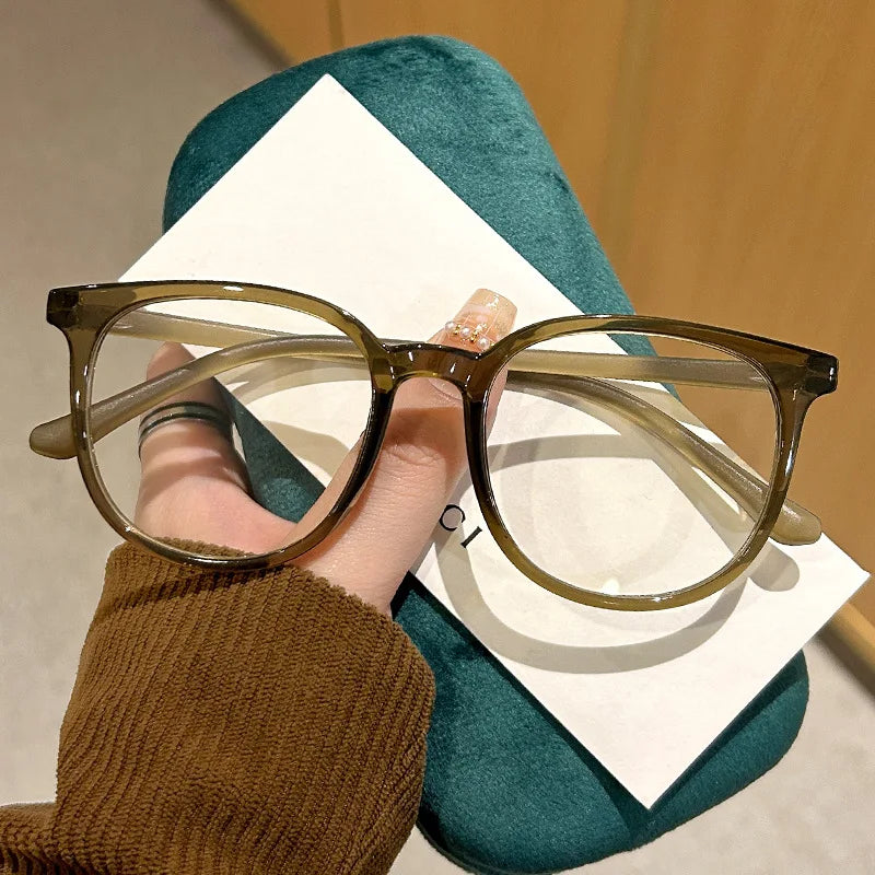 Cat Eye Blue Light Blocking Glasses - Large Frame Fashion Eyewear for Women & Men