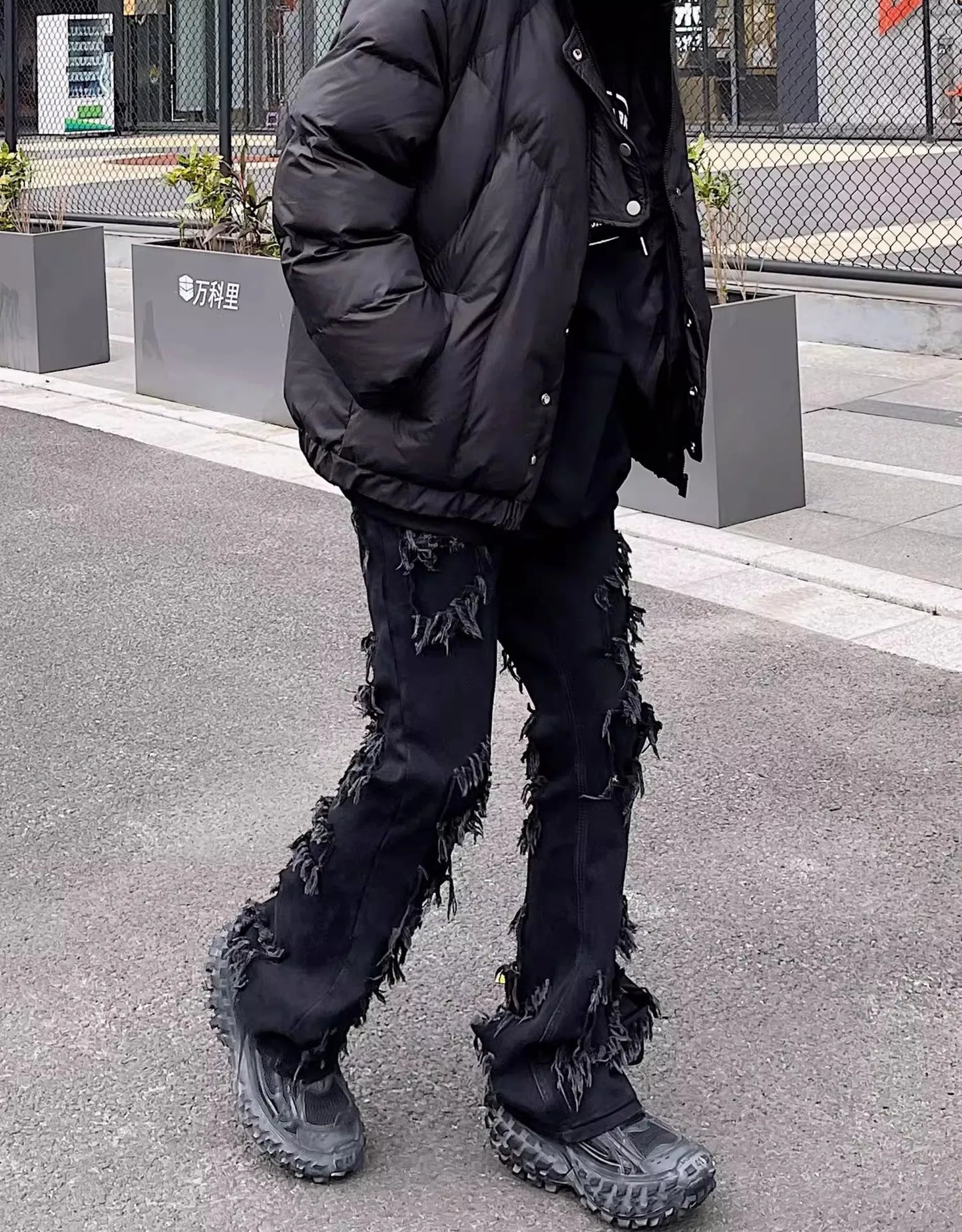 Men's Damage ripped Gothic flare pants skinny Jeans