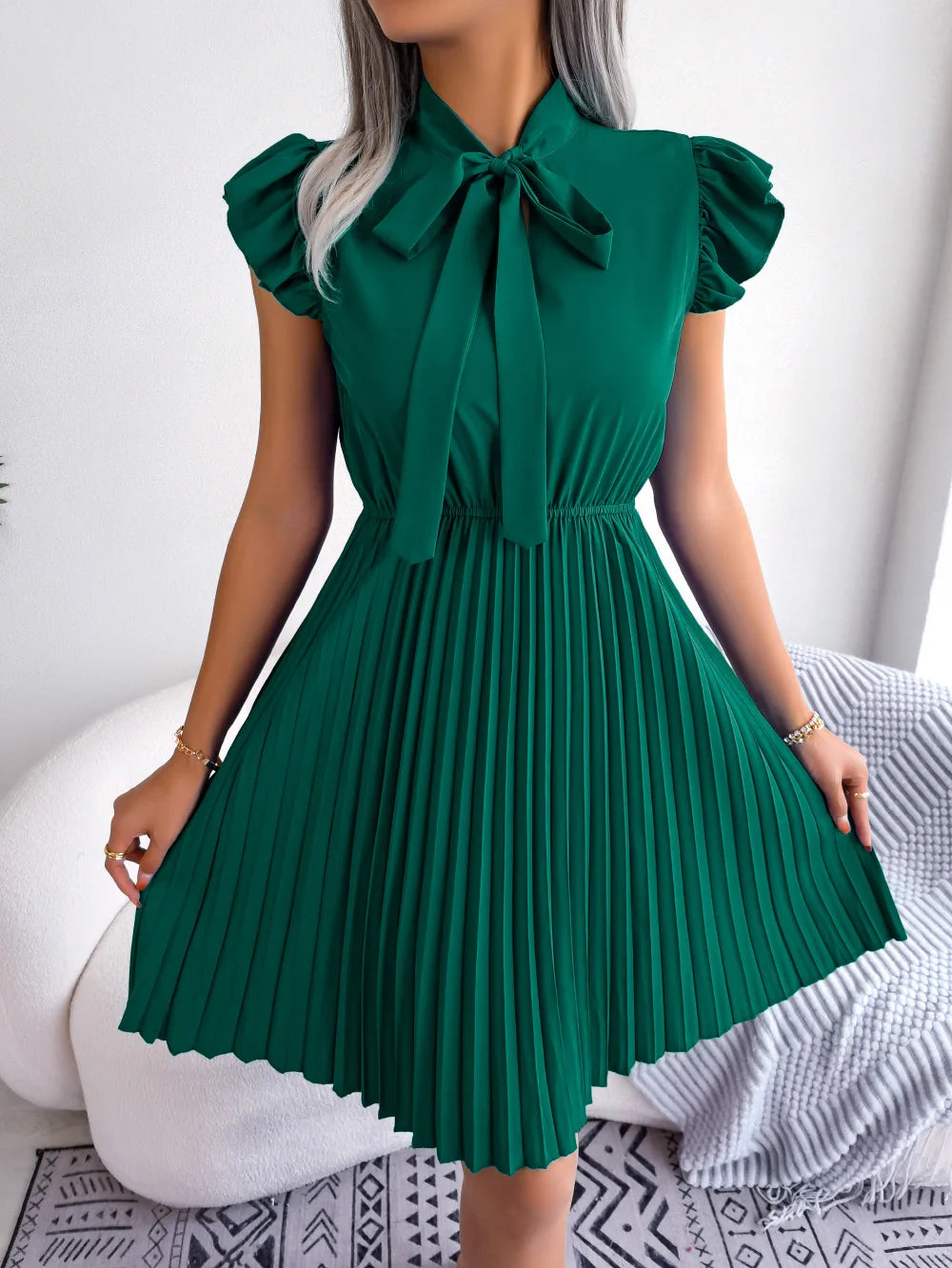 Women's Spring Summer Elegant Lace Up High Waist Large Fold Bow Collar Pleated Dress